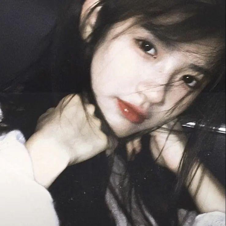 午夜下的刺花